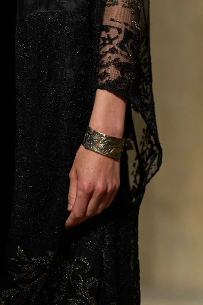 Look 90